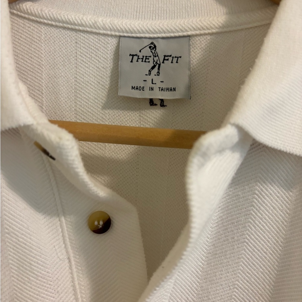 The Fit Golf Shirt - Men’s Shirt - Size L - gently worn a couple of times - Picture 2 of 3